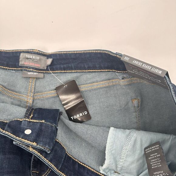 NWT‎ Torrid Midfit Super Skinny Blue Denim Plus Size Jeans Pants Size 30R - Picture 6 of 6